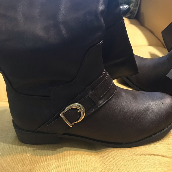 Bucco Tall Brown Boots - Picture 2 of 6